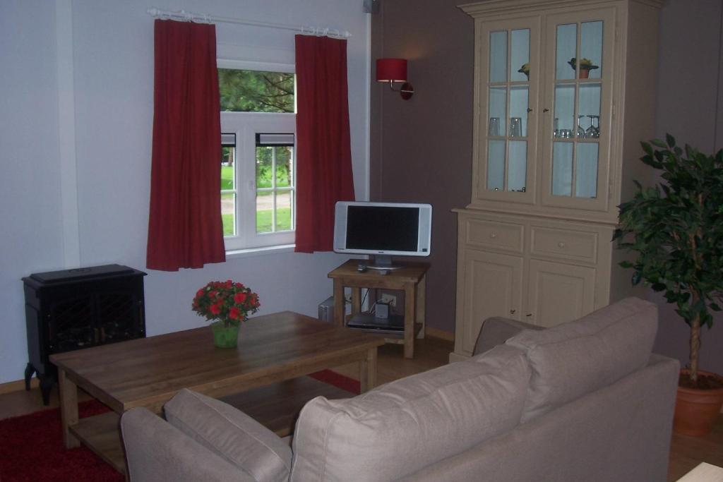 Park Molenheide Hotel Houthalen Room photo